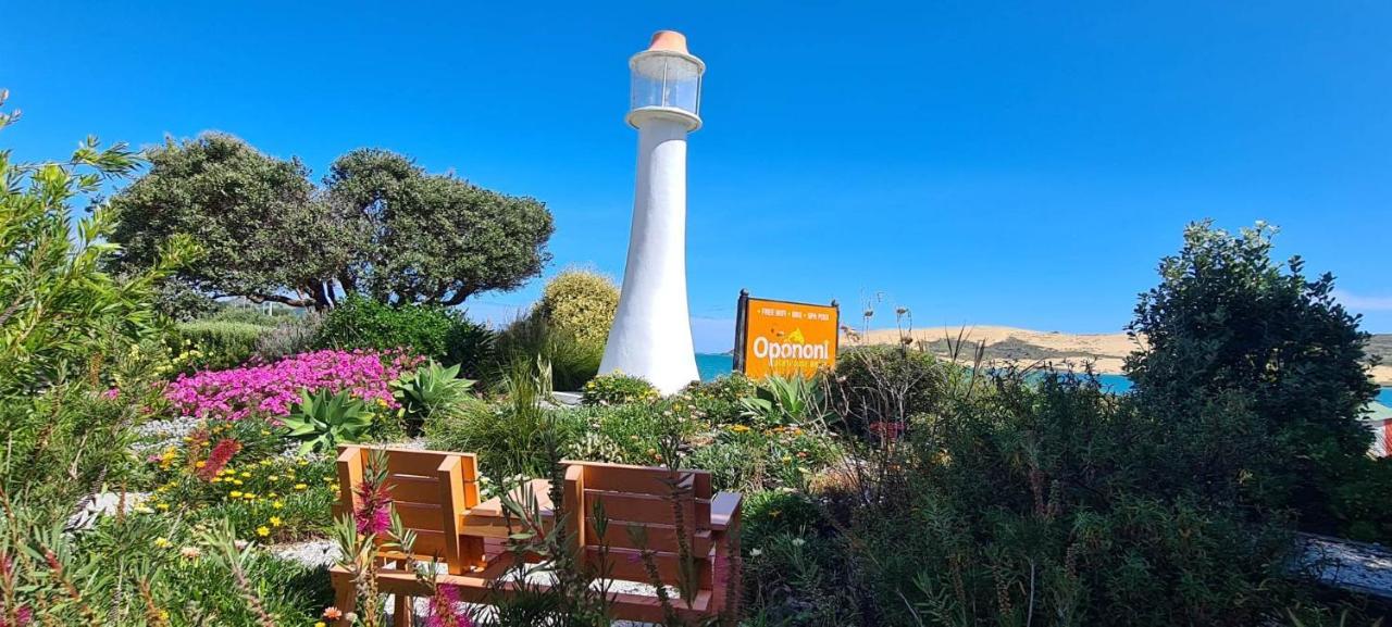 Opononi Lighthouse Motel Exterior photo